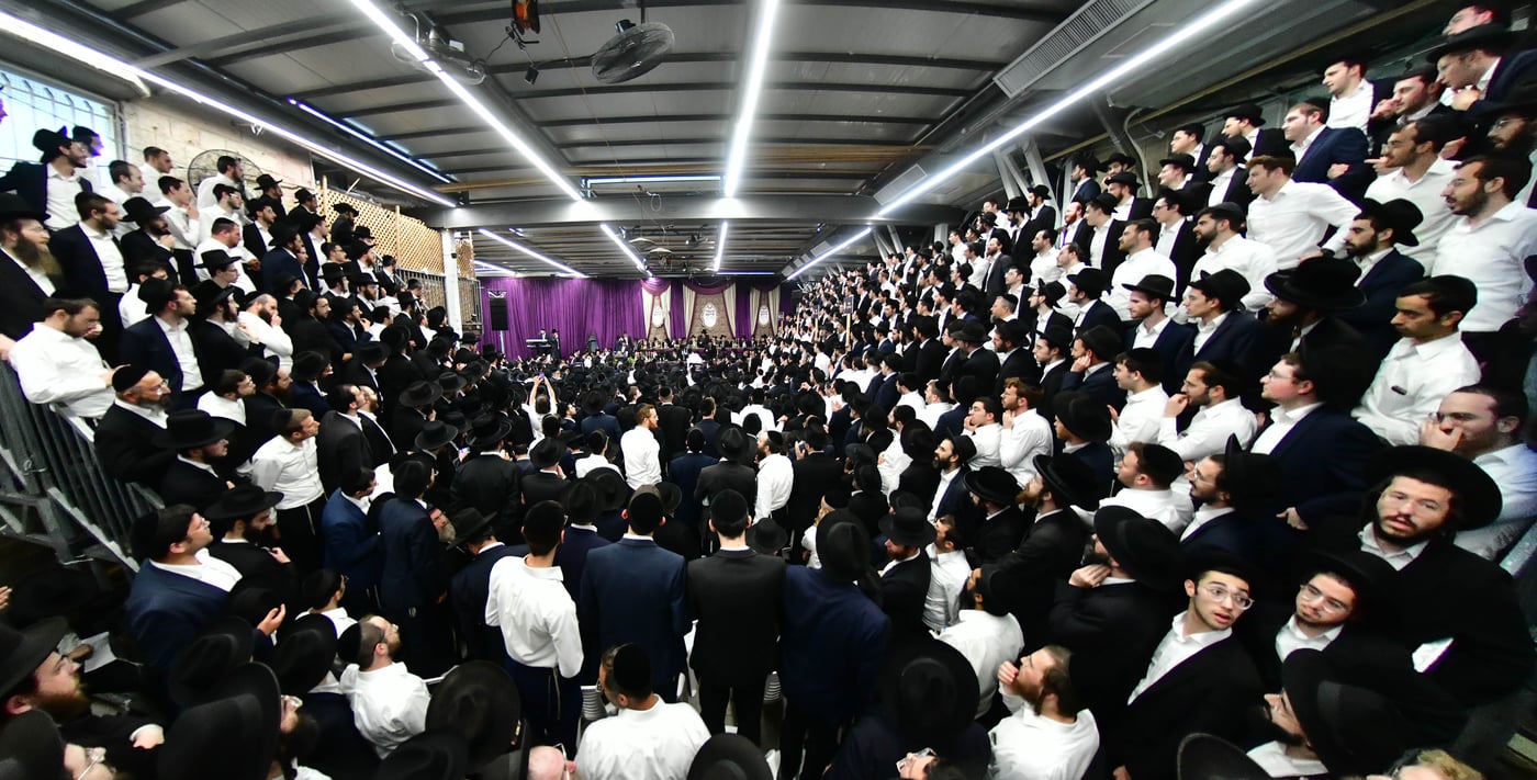 מעמד הסיומים השנתי בישיבת מיר | צילום: שוקי לרר
