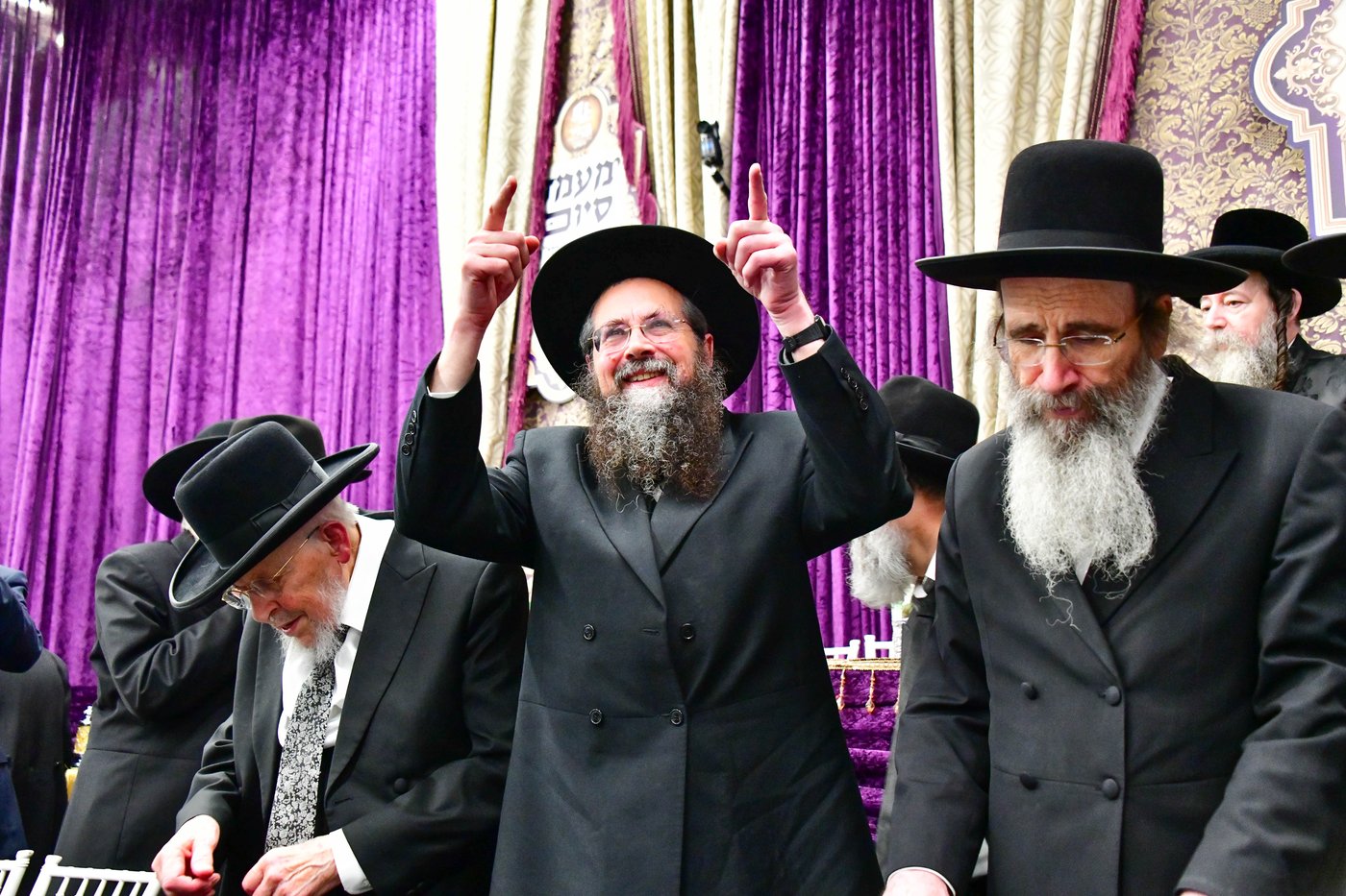 מעמד הסיומים השנתי בישיבת מיר | צילום: שוקי לרר