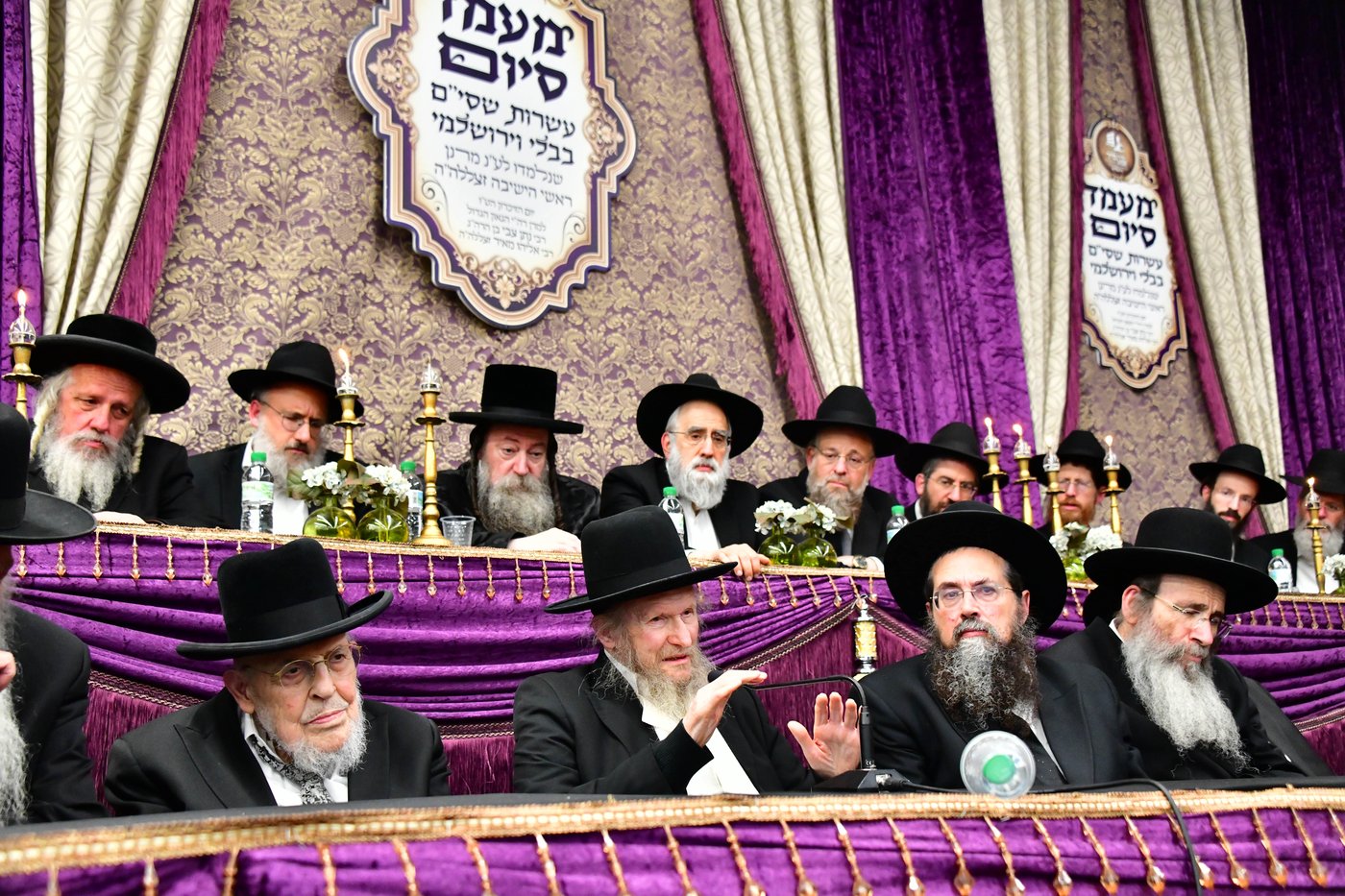 מעמד הסיומים השנתי בישיבת מיר | צילום: שוקי לרר