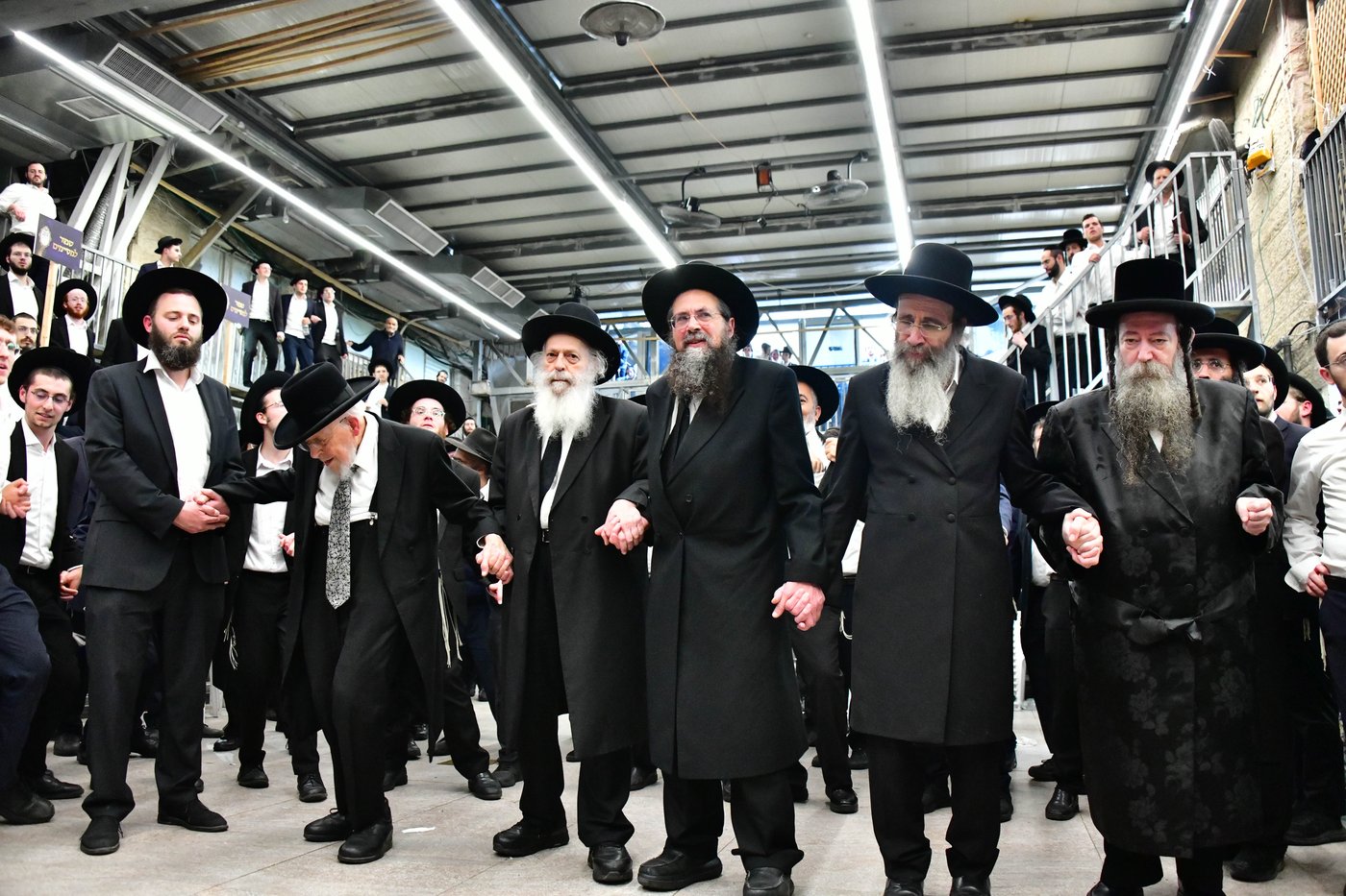 מעמד הסיומים השנתי בישיבת מיר | צילום: שוקי לרר