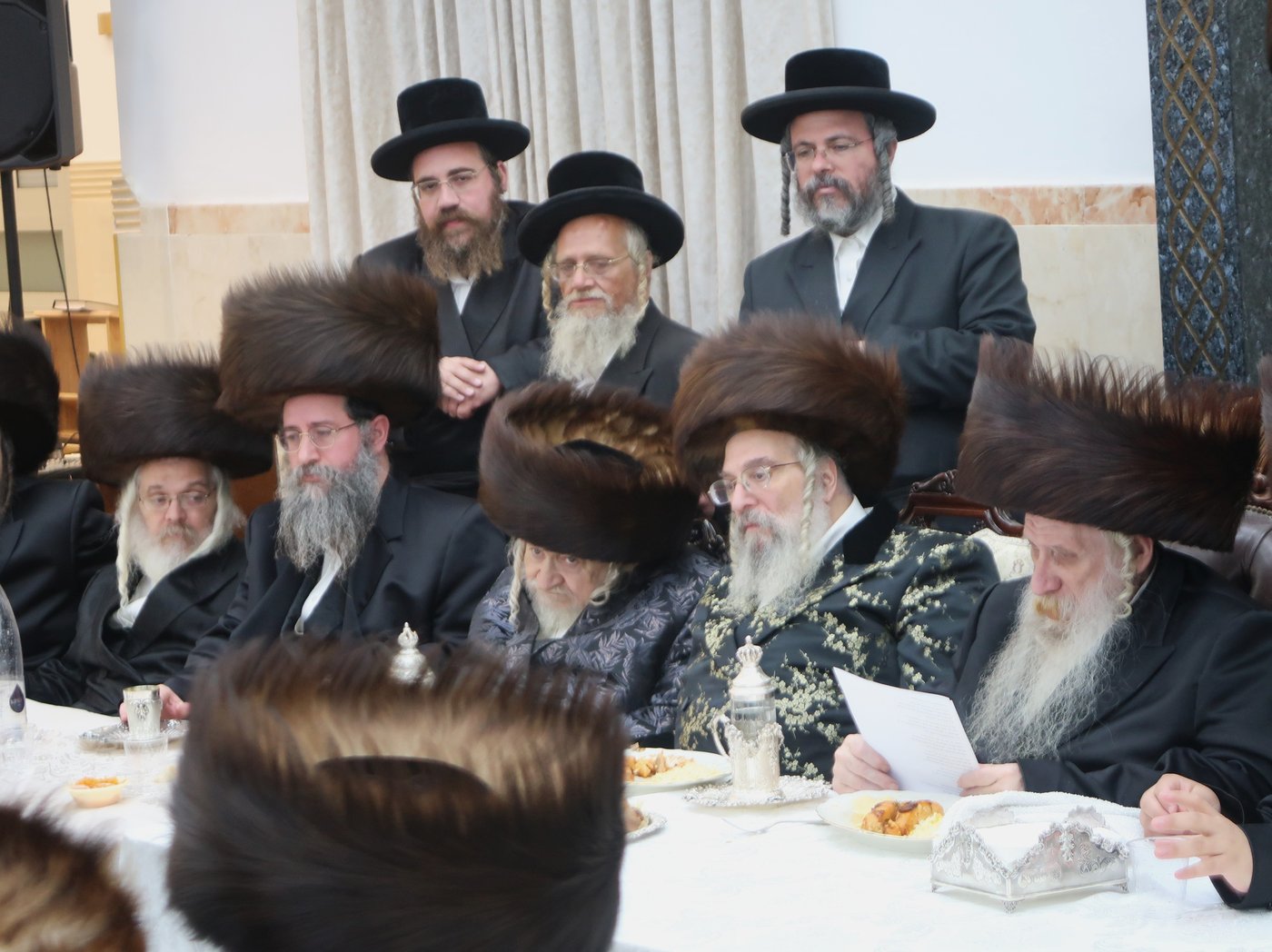 שמחת החתן מאהל בחצרות טשארנאביל - קאסאן הילקרעסט - אנטניא | צילום: שימי פ.