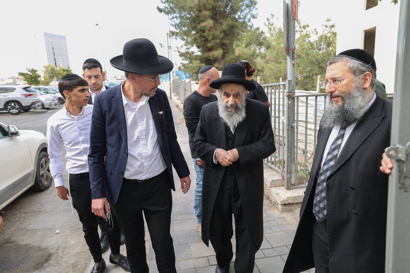 הגר"מ צדקה בביקורו בישיבת באר יהודה