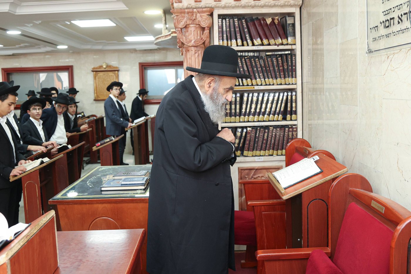 הגר"מ צדקה בביקורו בישיבת באר יהודה