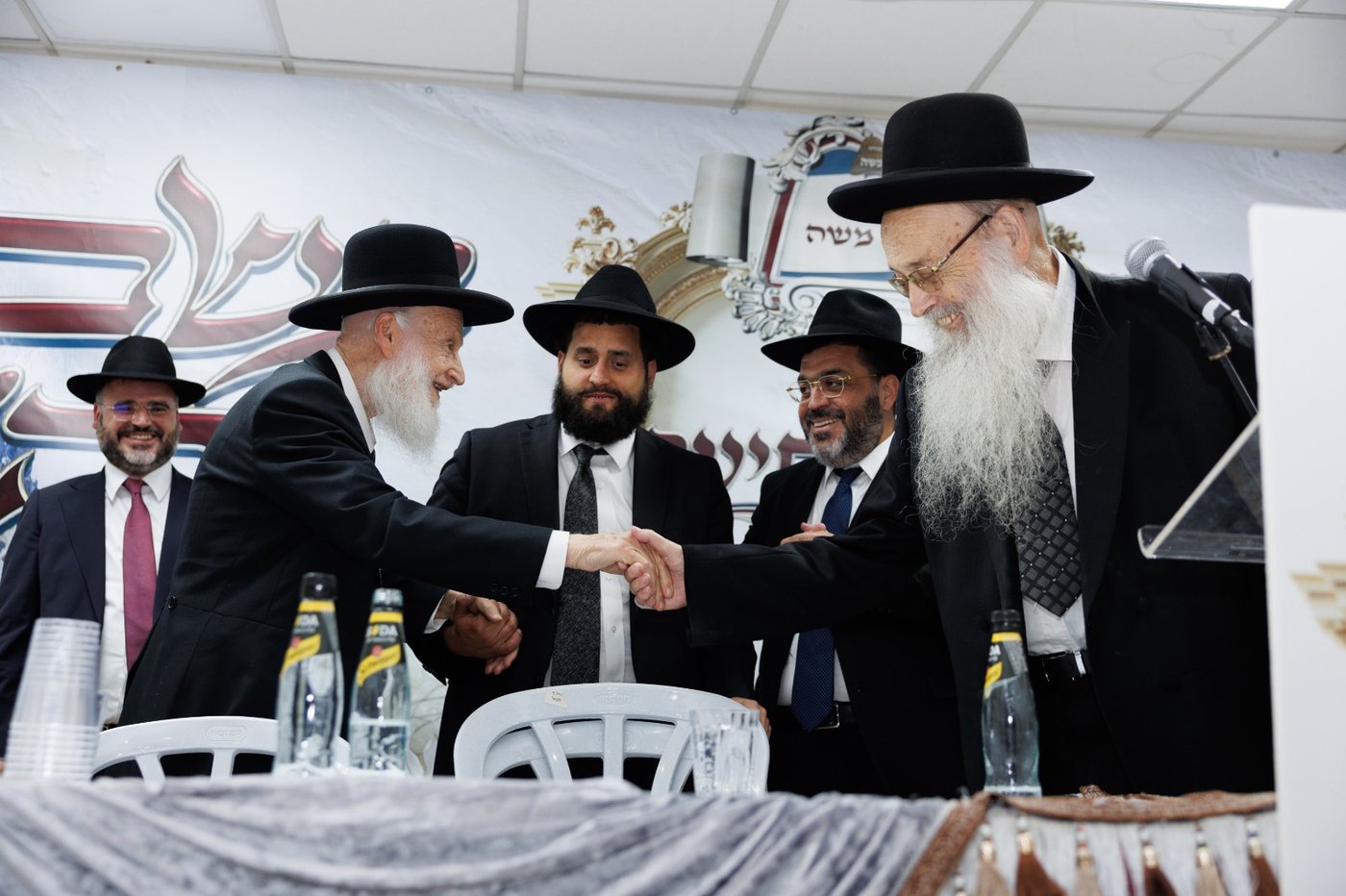 גם הפלג והעדה חייבים להצביע: קריאת החירום של הגר"מ מאיה