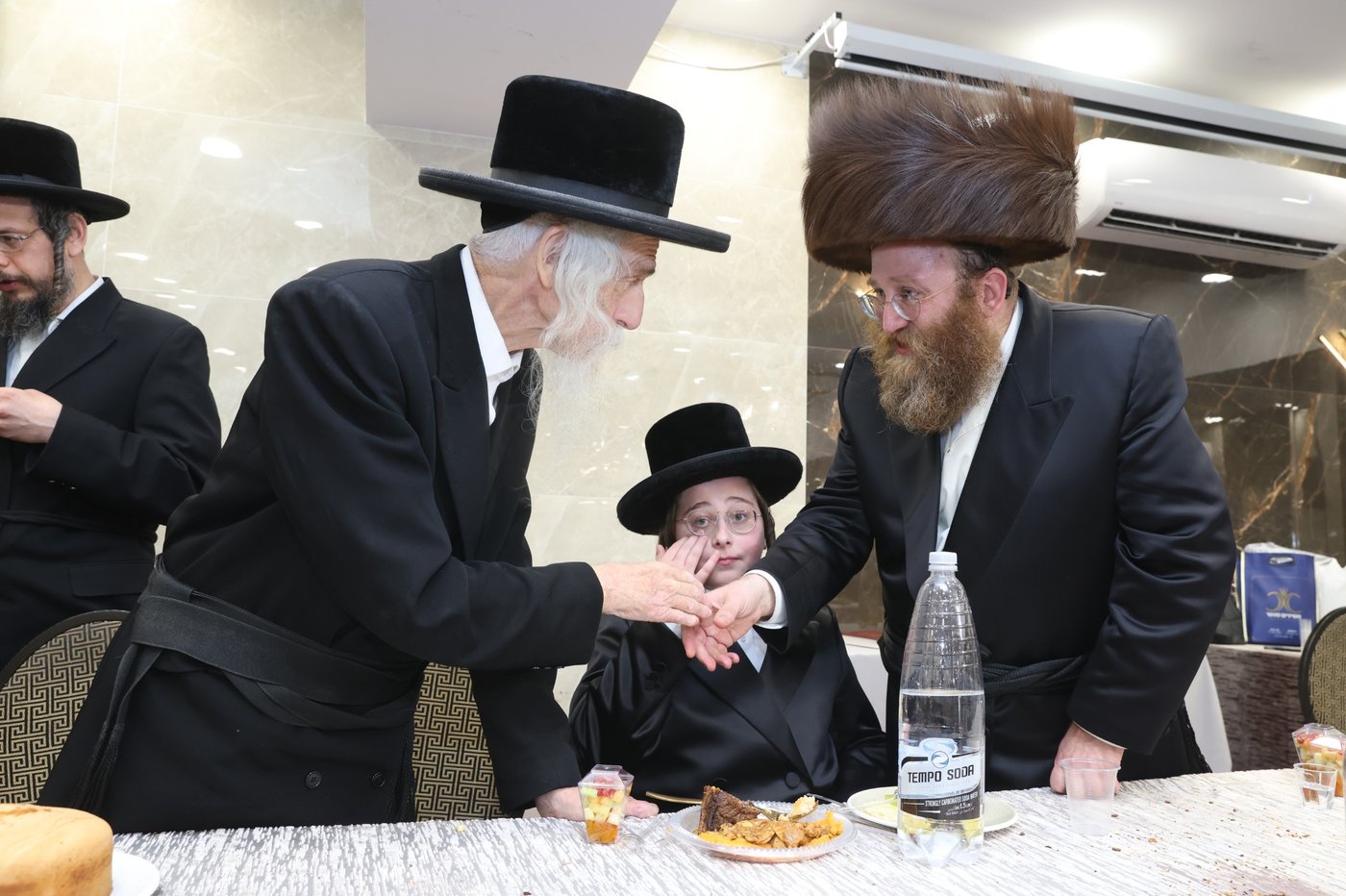 שמחת בר המצווה בסאדיגורה • צילום: יוסי רוזנבוים