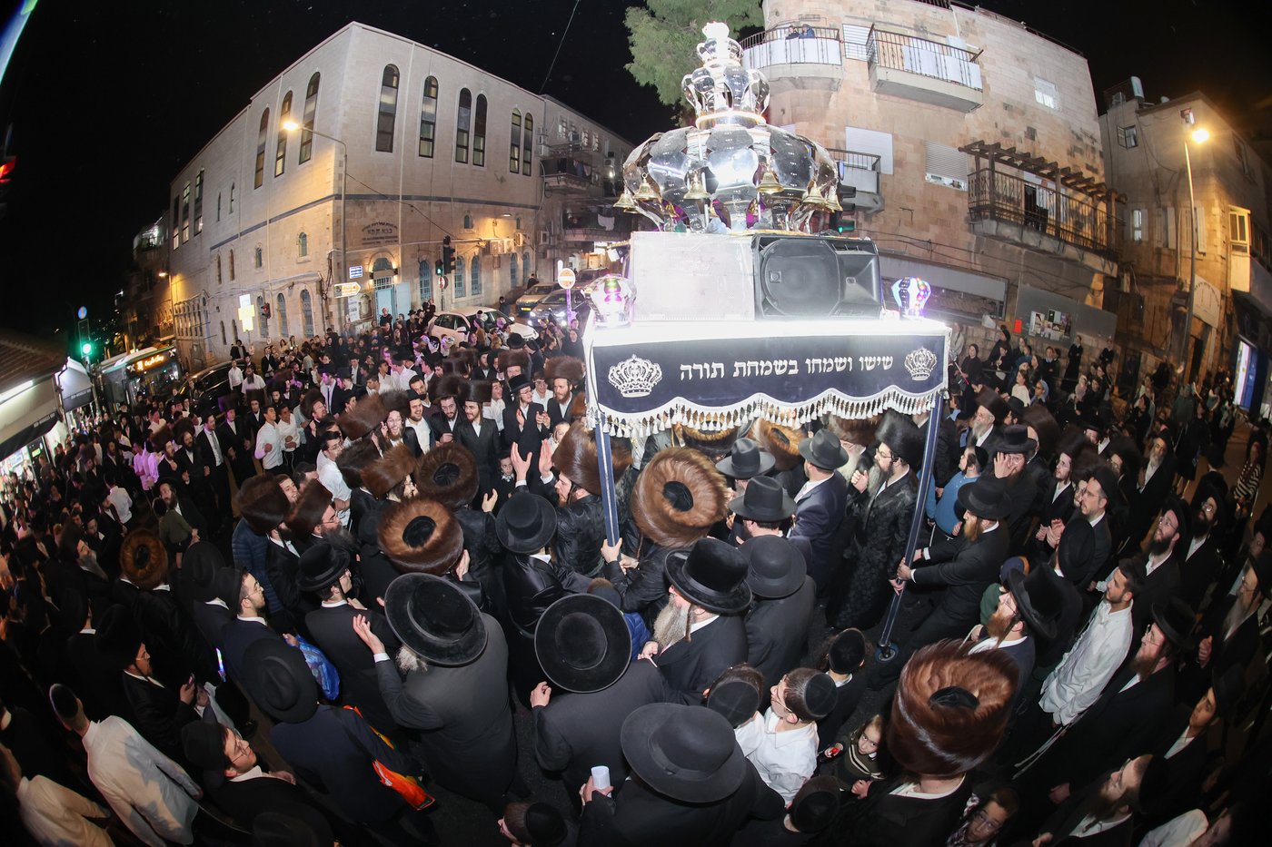 הכנסת ספר התורה בנדבורנה באניא