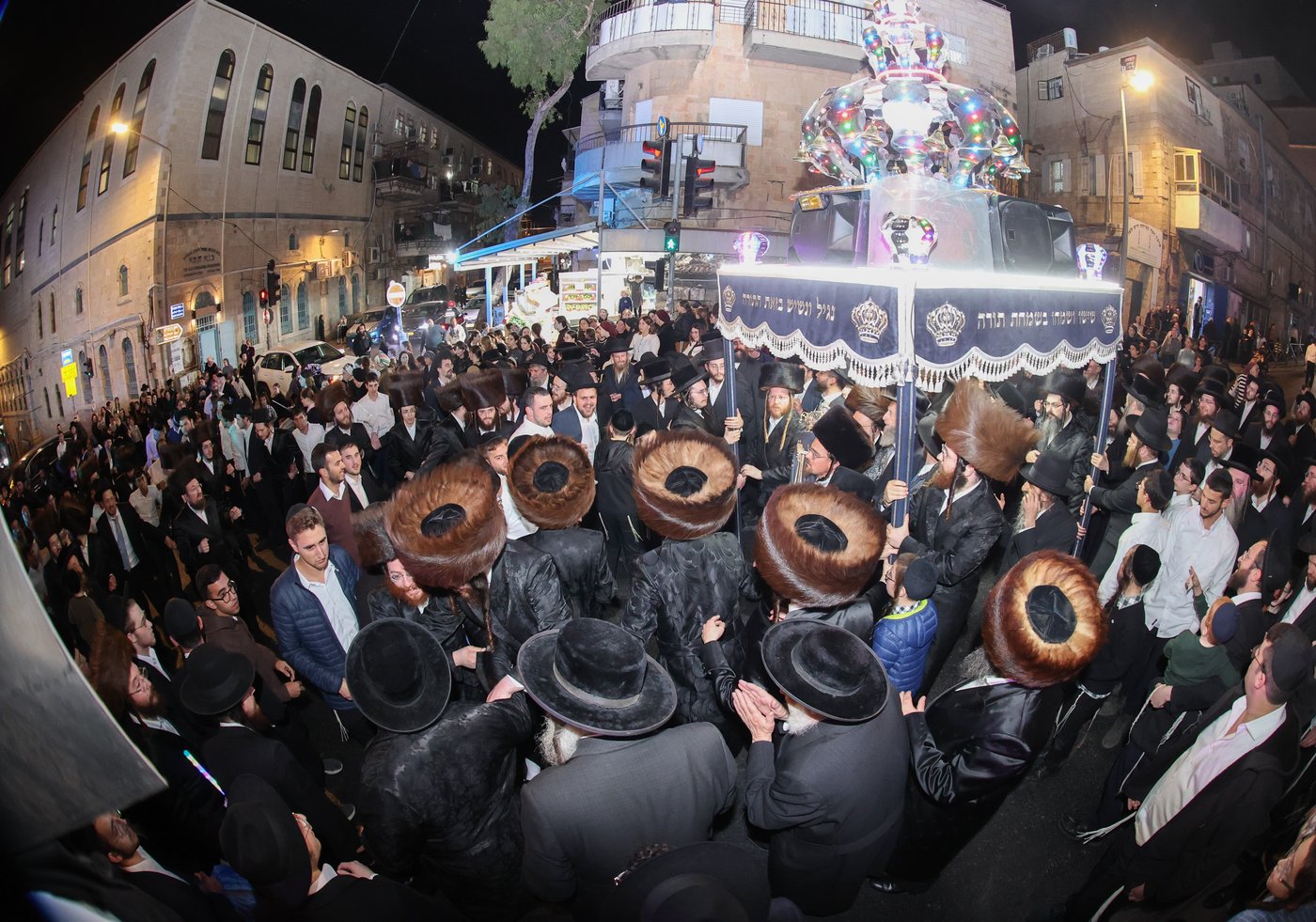 הכנסת ספר התורה בנדבורנה באניא
