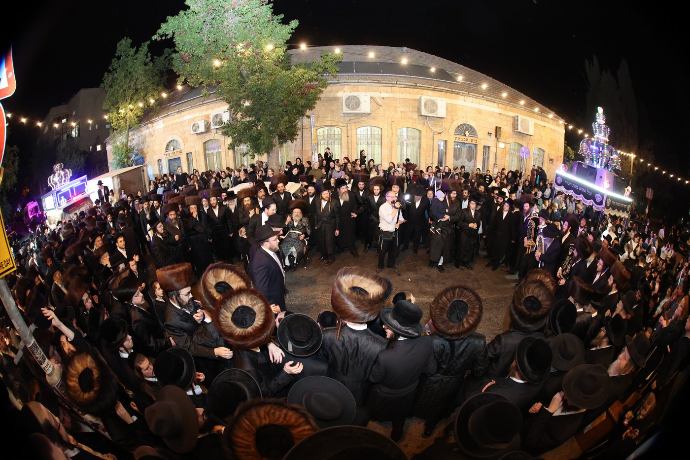 הכנסת ספר התורה בנדבורנה באניא