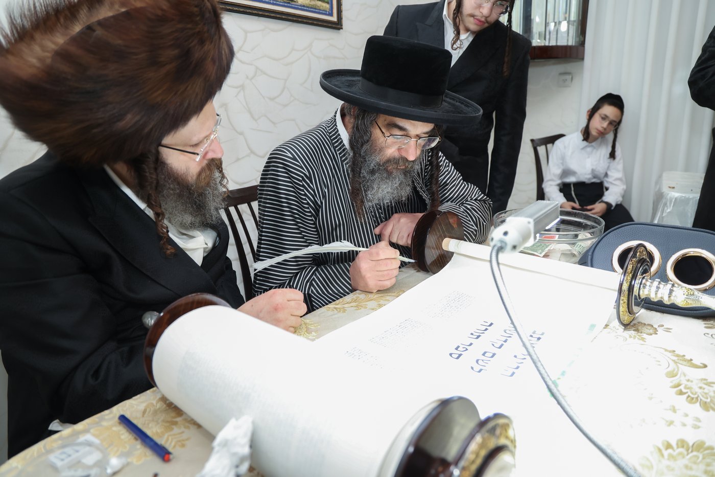הכנסת ספר התורה בנדבורנה באניא