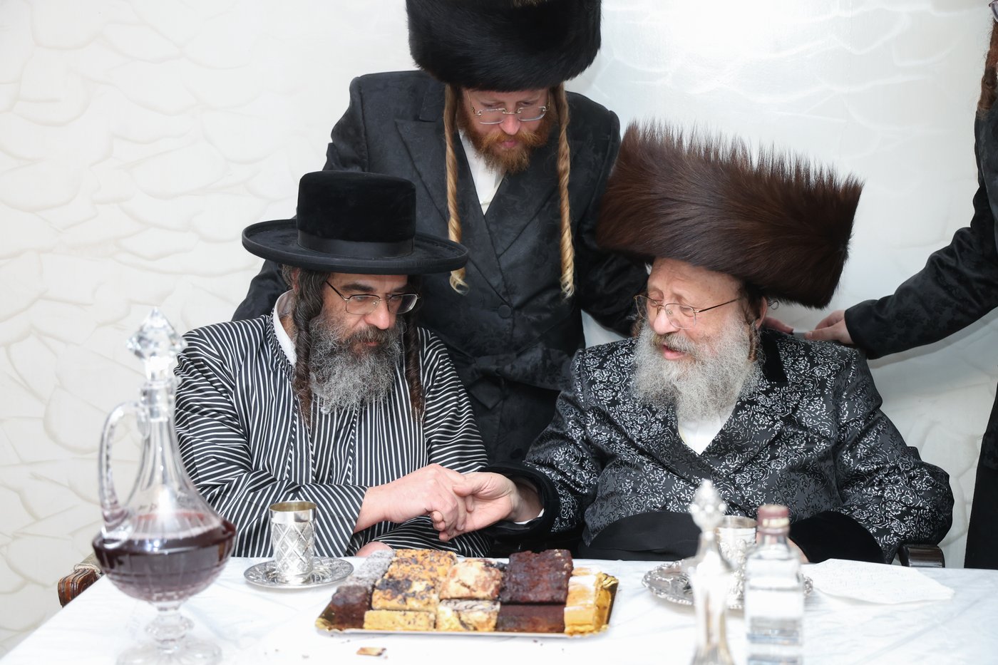 הכנסת ספר התורה בנדבורנה באניא