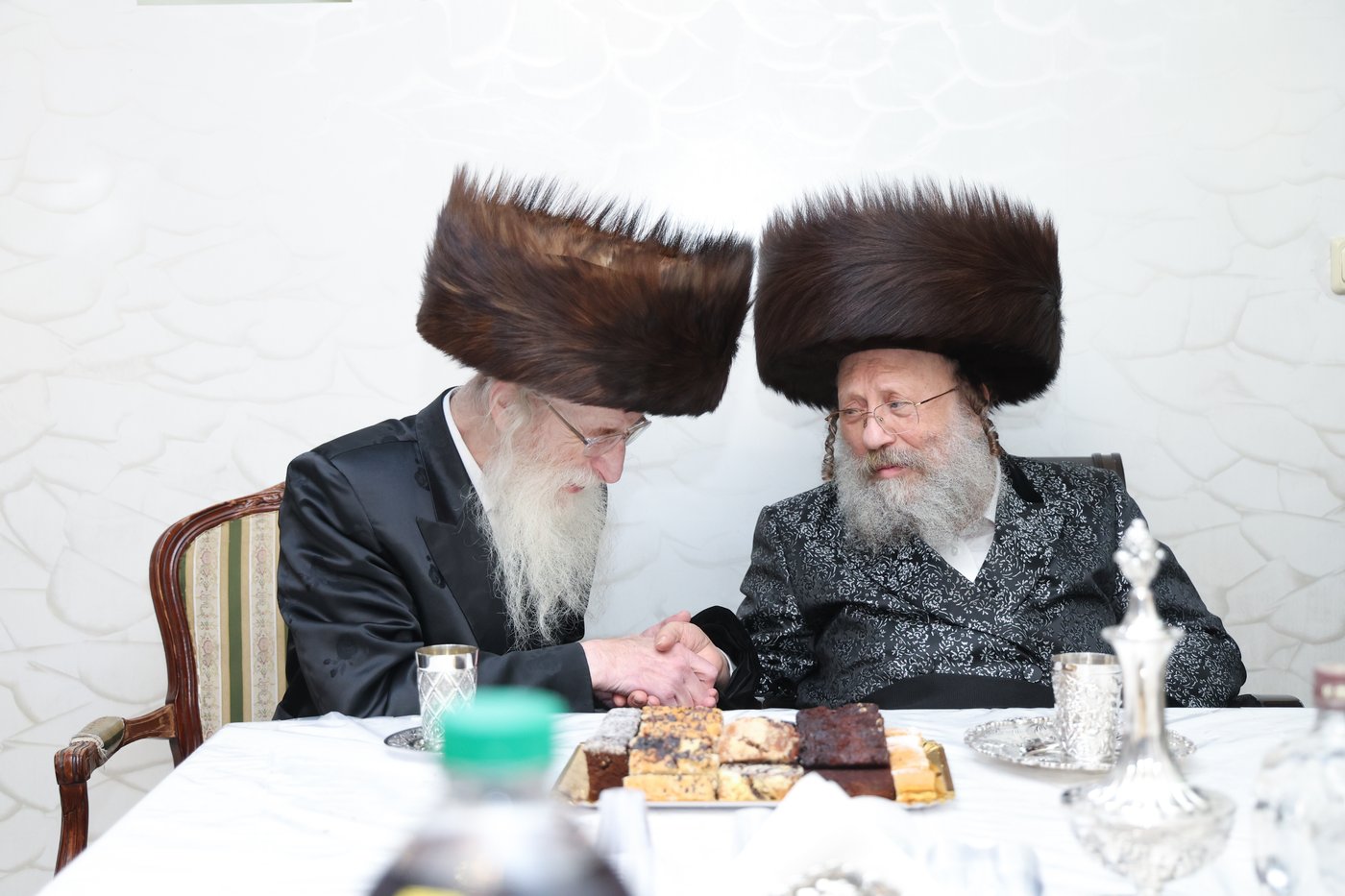 הכנסת ספר התורה בנדבורנה באניא