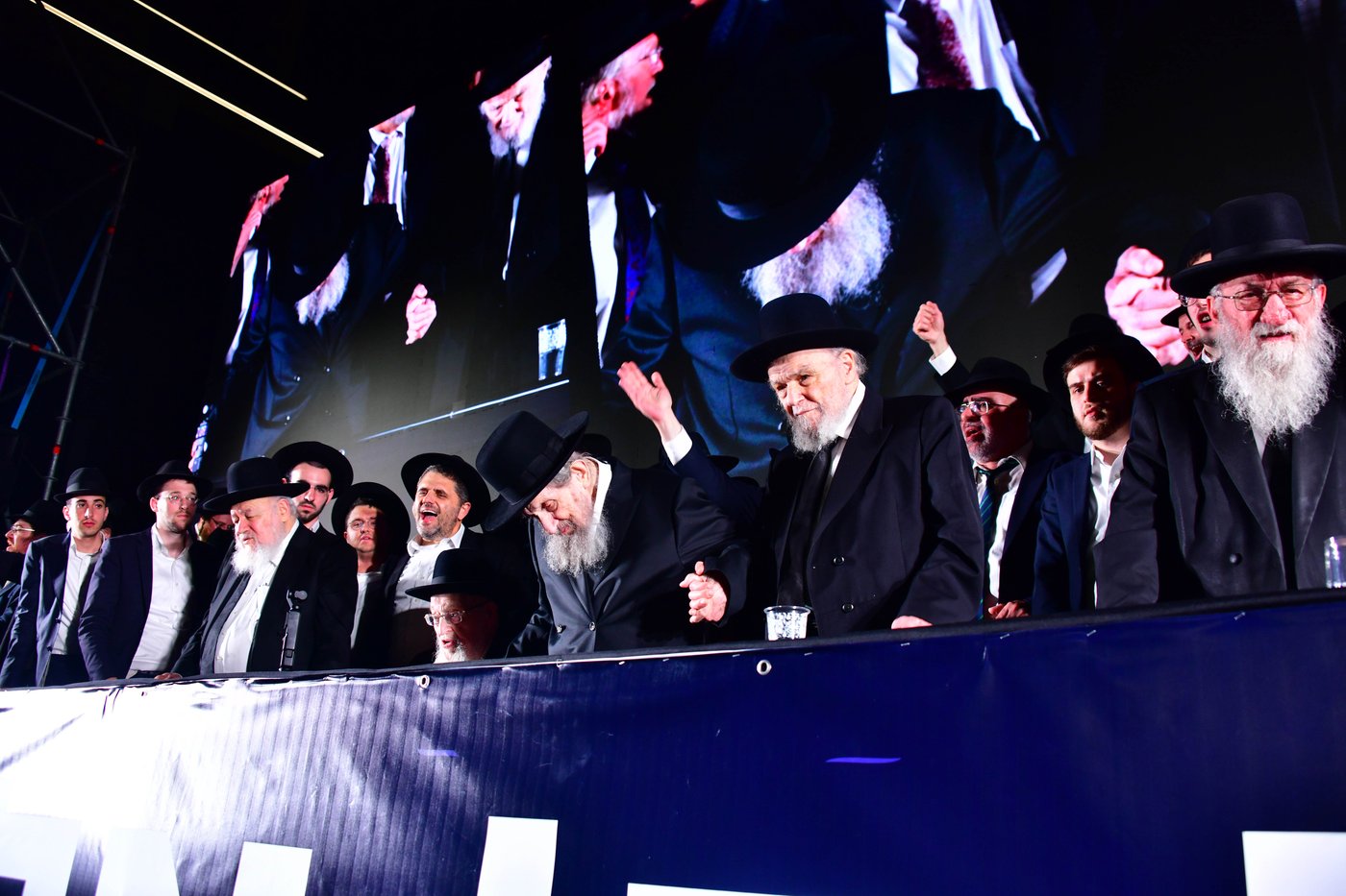 עצרת הרבבות של דגל התורה בבני ברק | צילום: שוקי לרר