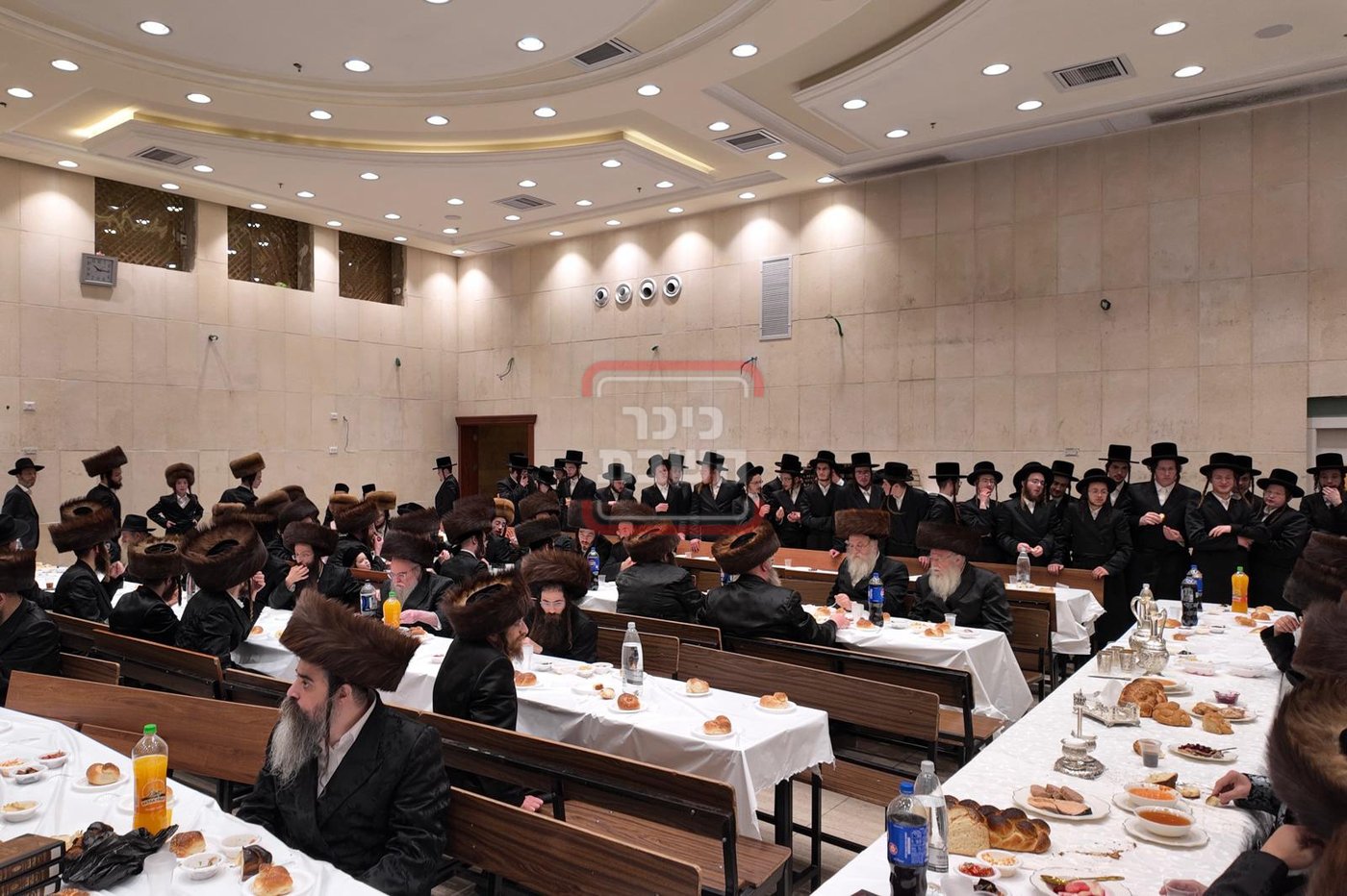 שמחת הבר מצווה לנכדי האדמורי"ם ממככנובקא בעלזא - שאץ
