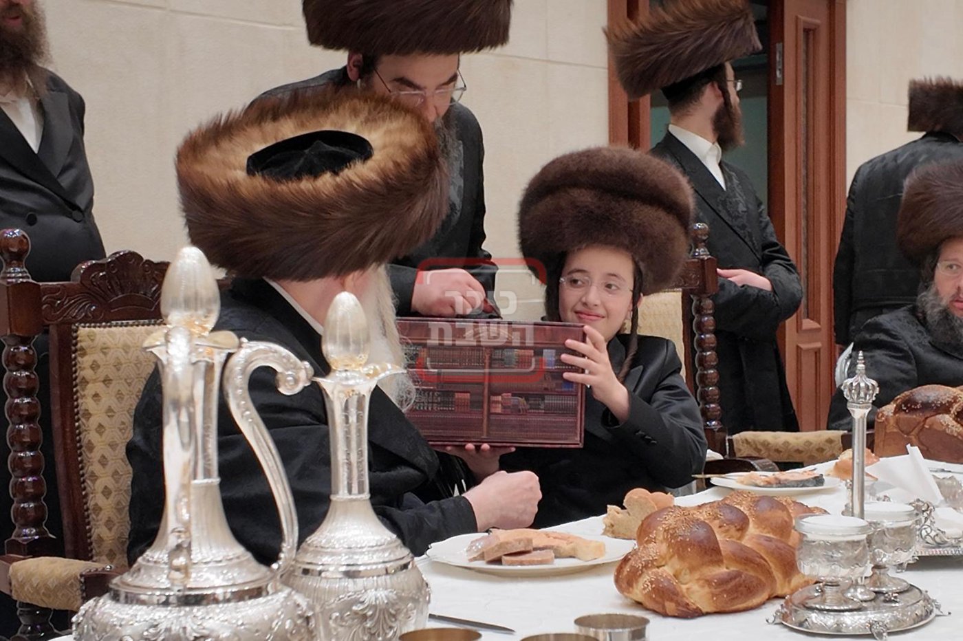 שמחת הבר מצווה לנכדי האדמורי"ם ממככנובקא בעלזא - שאץ