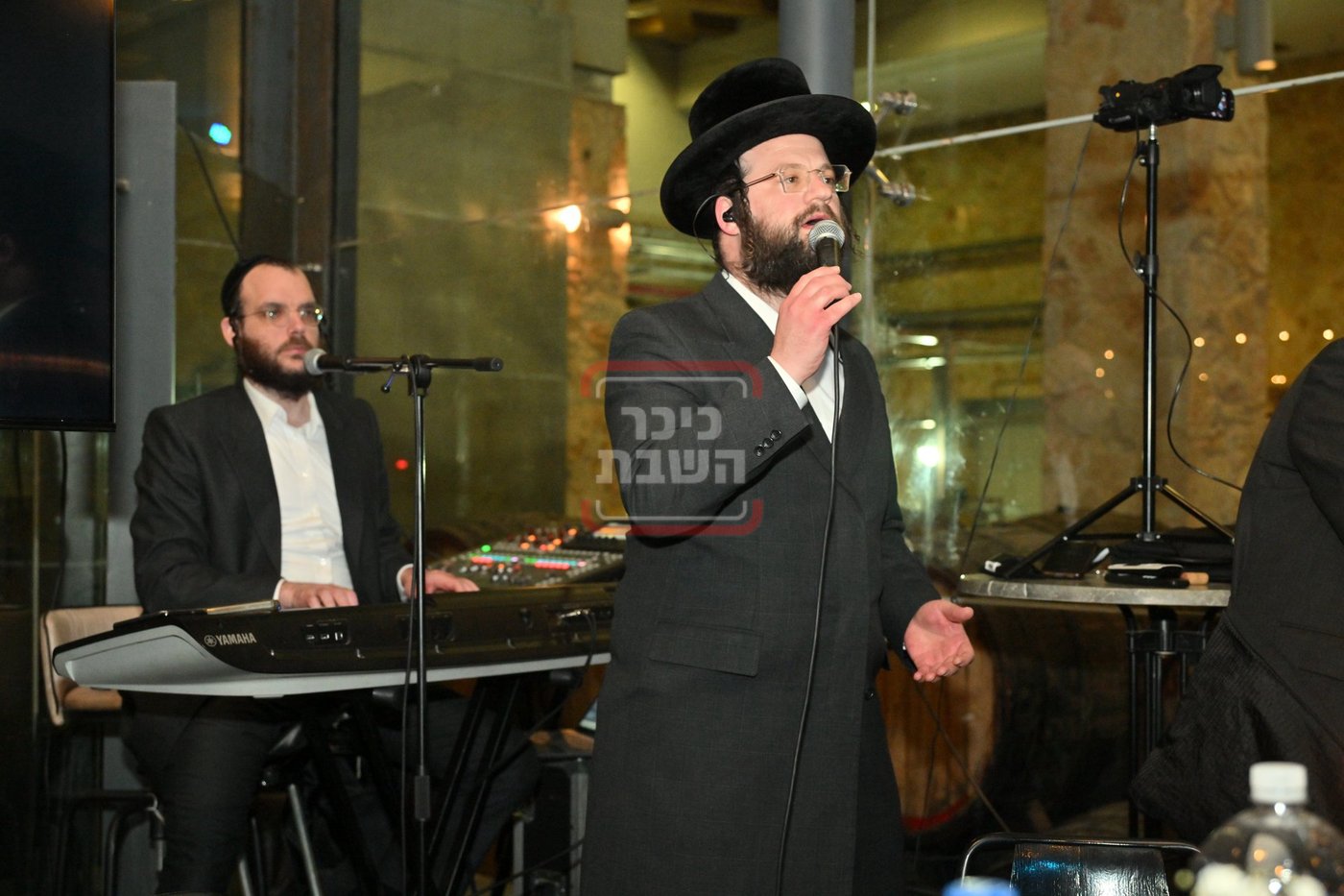 דינר "בנה ביתך" של חסידי "מכנובקא בעלזא" בבית שמש