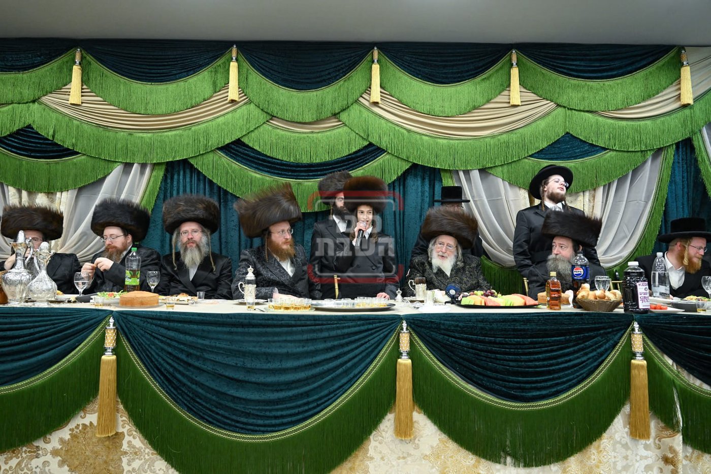 בר מצווה לבן האדמו"ר מספינקא בית שמש