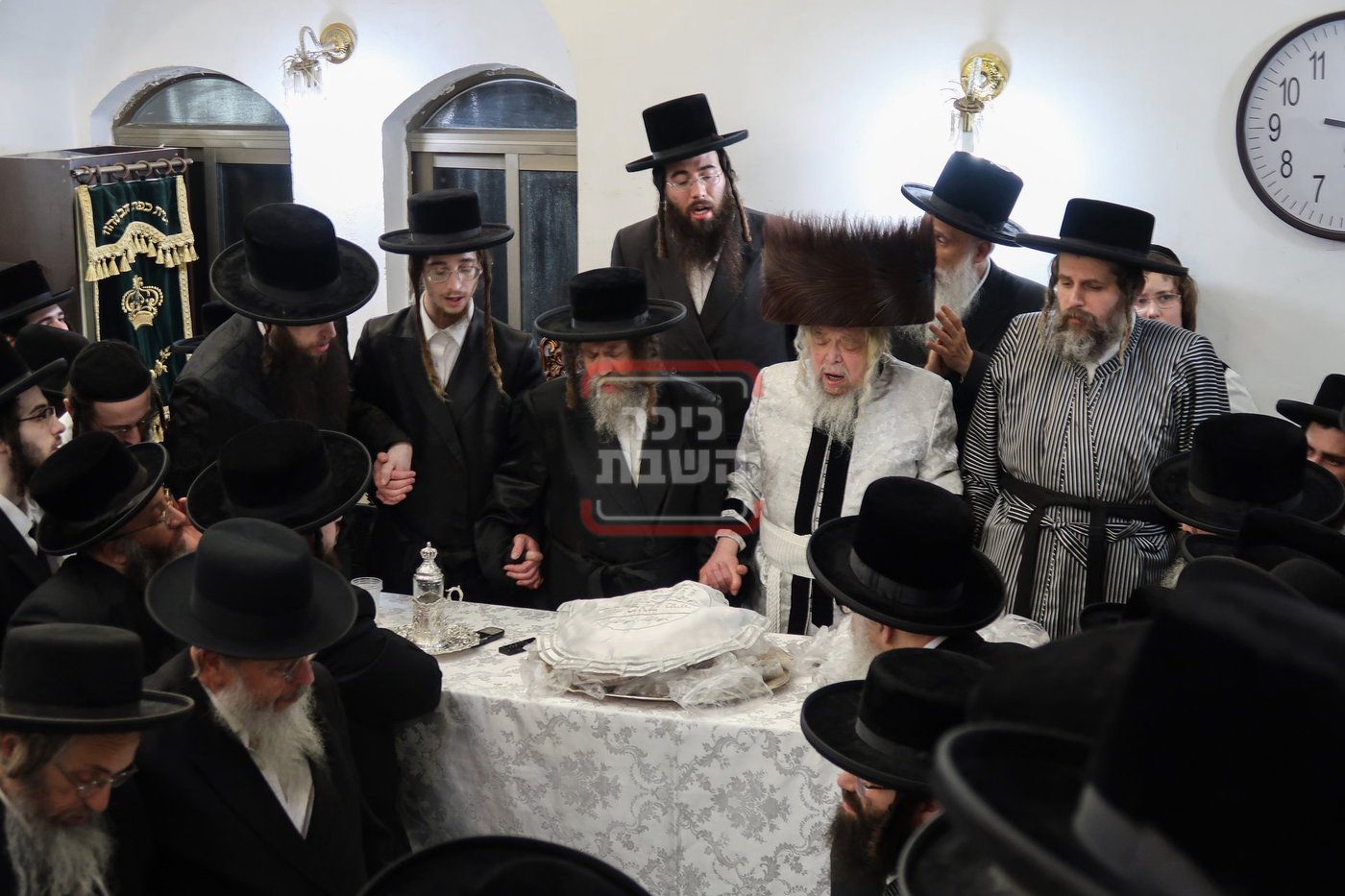 פסח שני בחצה"ק קרעטשניף סיגעט