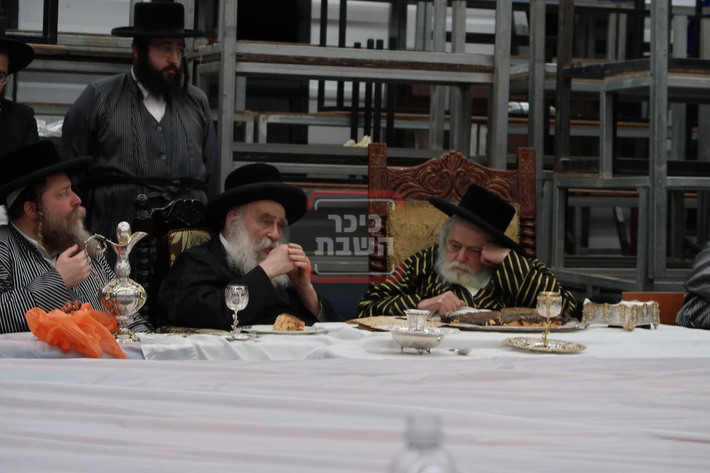 האדמו"ר מתולדות אברהם יצחק בטיש פסח שני