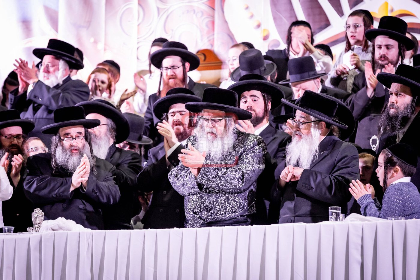 ל"ג בעומר בחצה"ק סאטמר