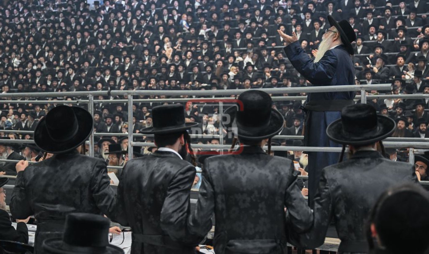 ל"ג בעומר בחצה"ק צאנז
