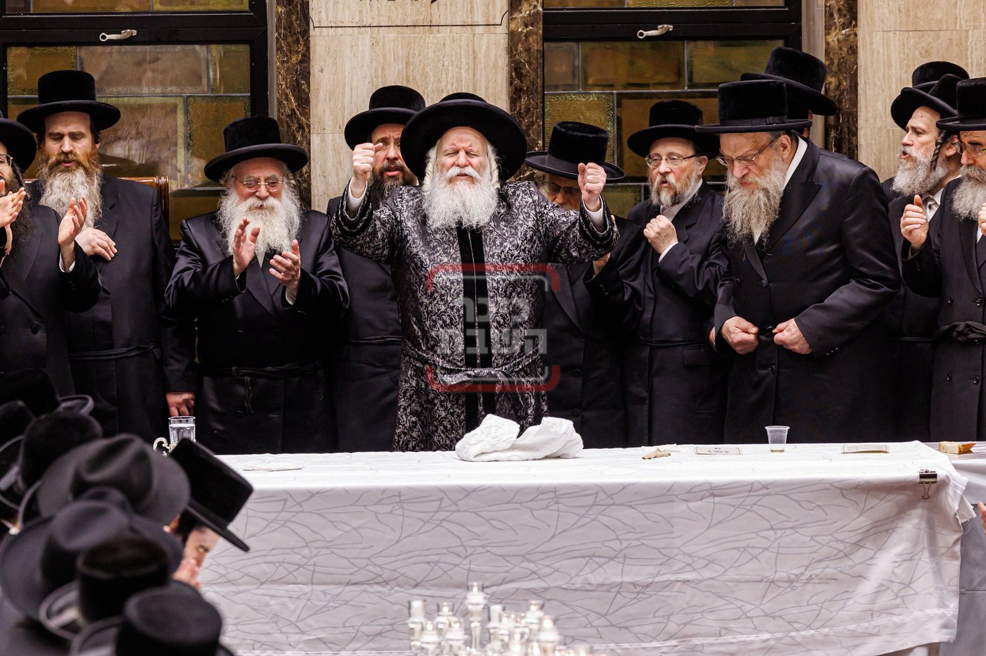 ל"ג בעומר בחצה"ק באבוב