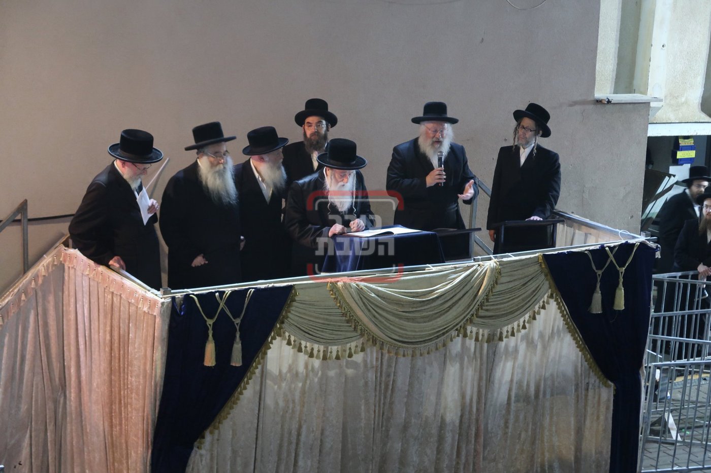 ל"ג בעומר בחצה"ק מחנובקה בעלזא