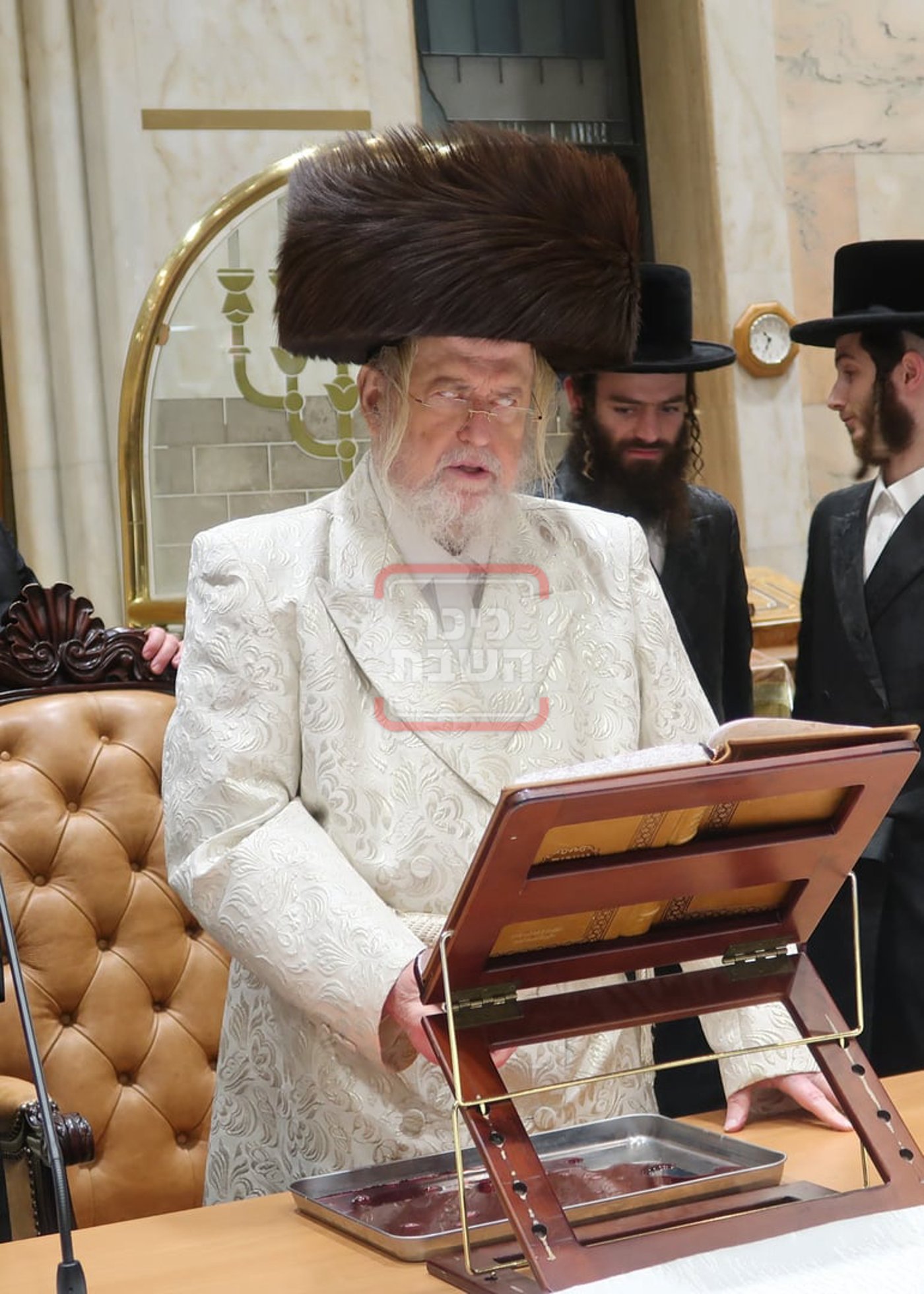 שבועות בחצה"ק מונקאטש
