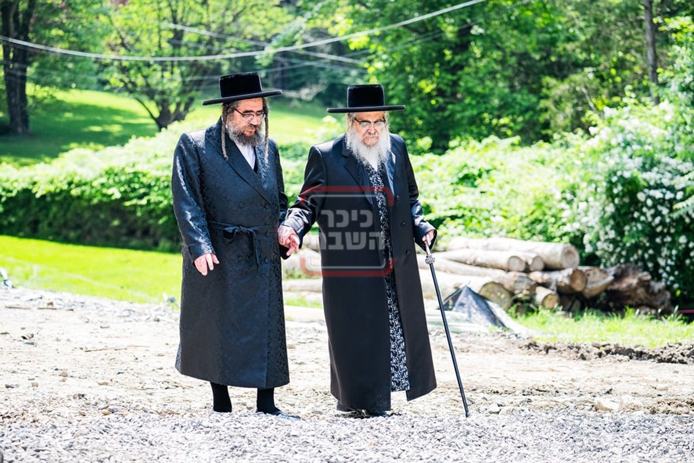 יציקת המקווה בישיבת סאטמר
