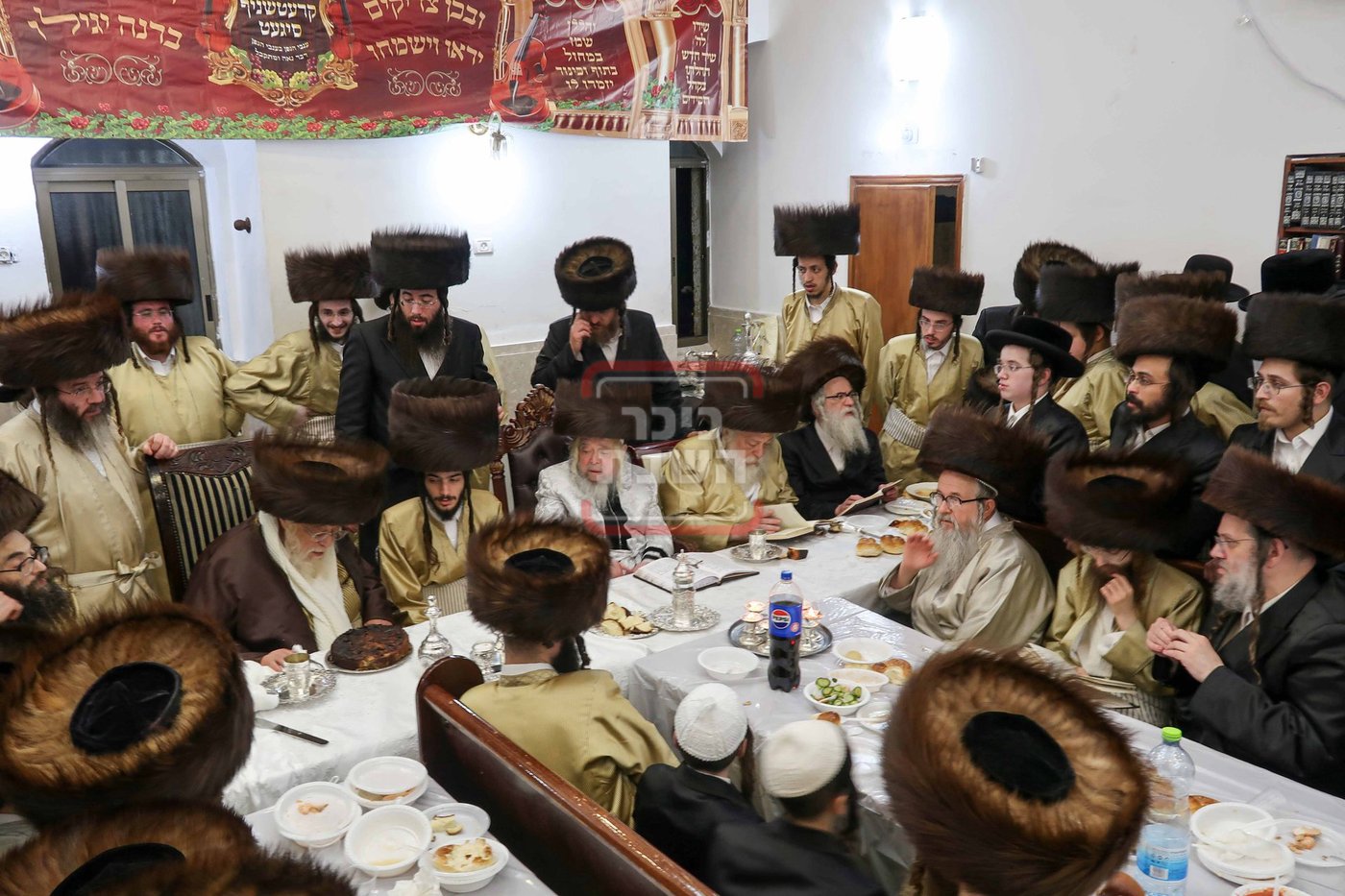 שמחת בית תולדות אהרן - קרעטשניף סיגעט - פרמישלאן