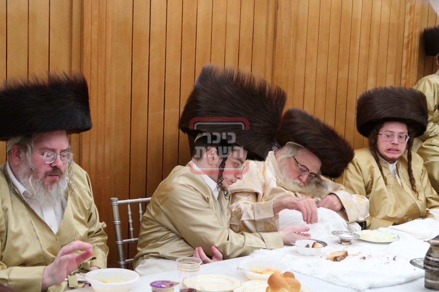 שמחת בית תולדות אברהם יצחק - מלווה מלכה