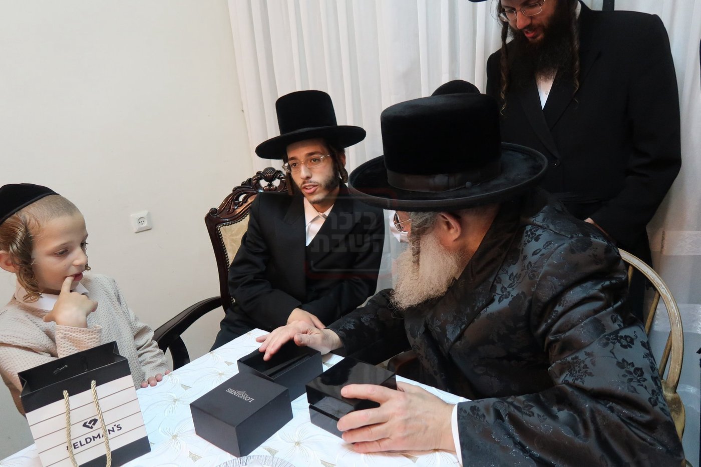 שמחת בית נדבורנה - מאקאווא - קאסוב ויז'ניץ - קומרנא 