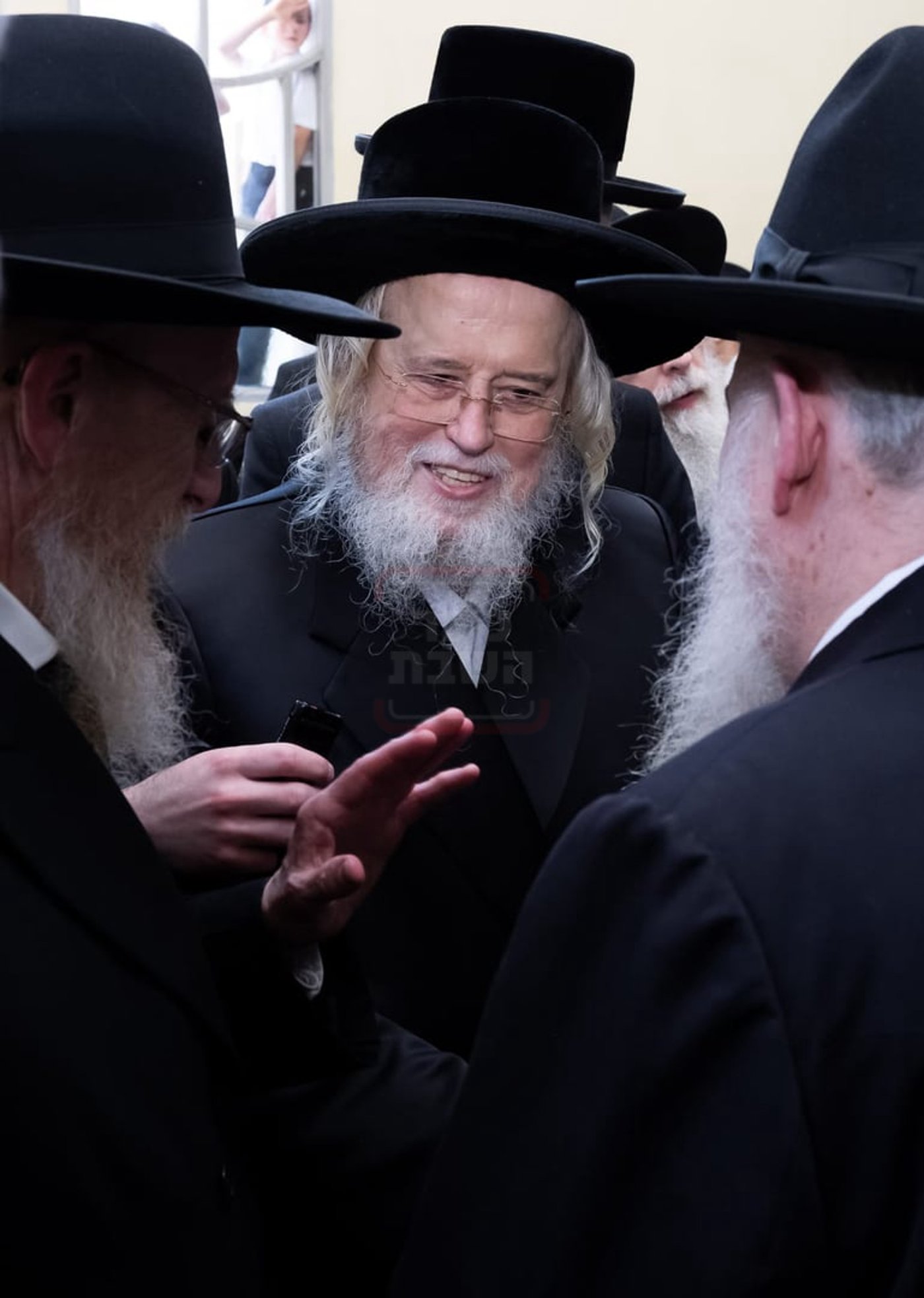האדמו"ר ממונקאטש בישיבת טלז