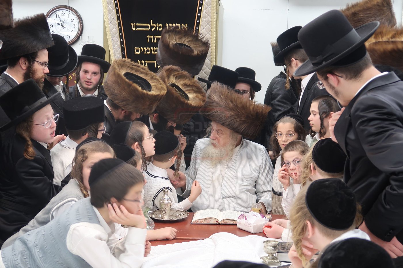 הרבי המשפיע ממבקשי אמונה בשבת בבית שמש