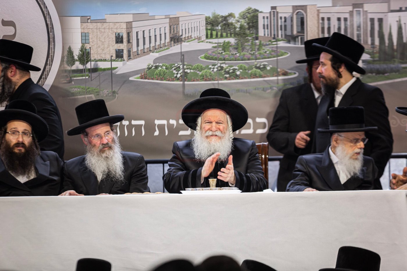הנחת אבן הפינה לישיבה כרם שלמה ד'באבוב