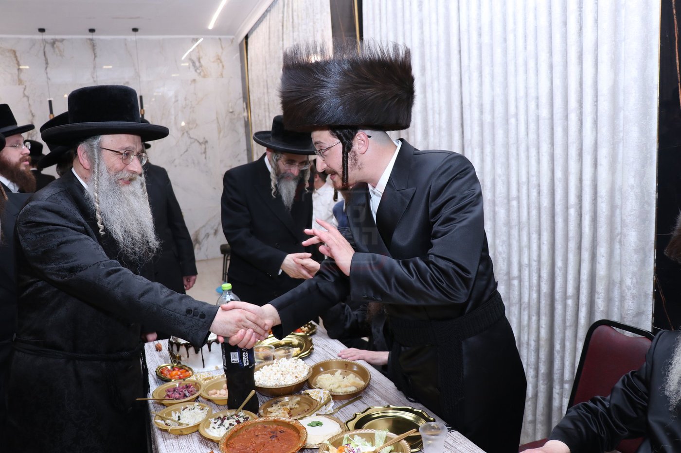 שמחת בר המצווה לנכד האדמו"ר מקוזמיר