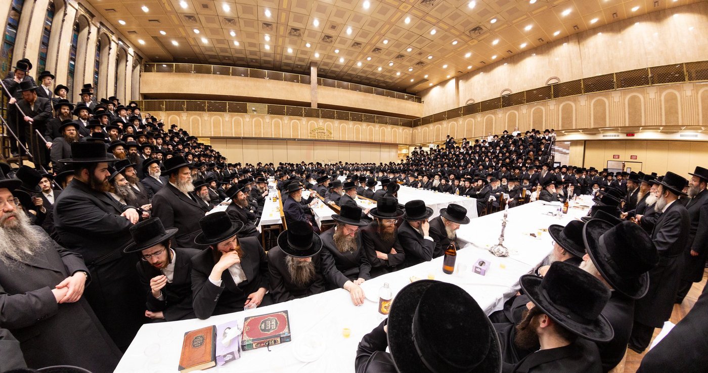 סעודת ראש חודש תמוז, בשילוב הילולא קדישא בבאבוב