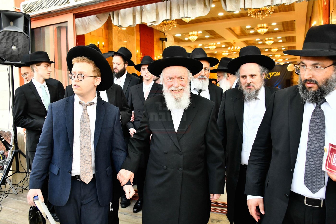 שמחת נישואי נכדת הגר"י זילברשטיין
