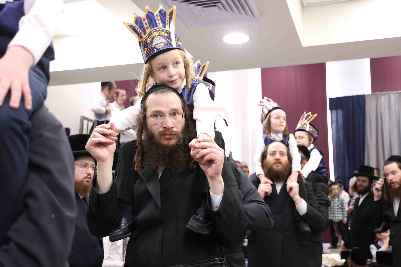 מסיבת חומש בתלמוד תורה מכנובקא בעלזא בירושלים
