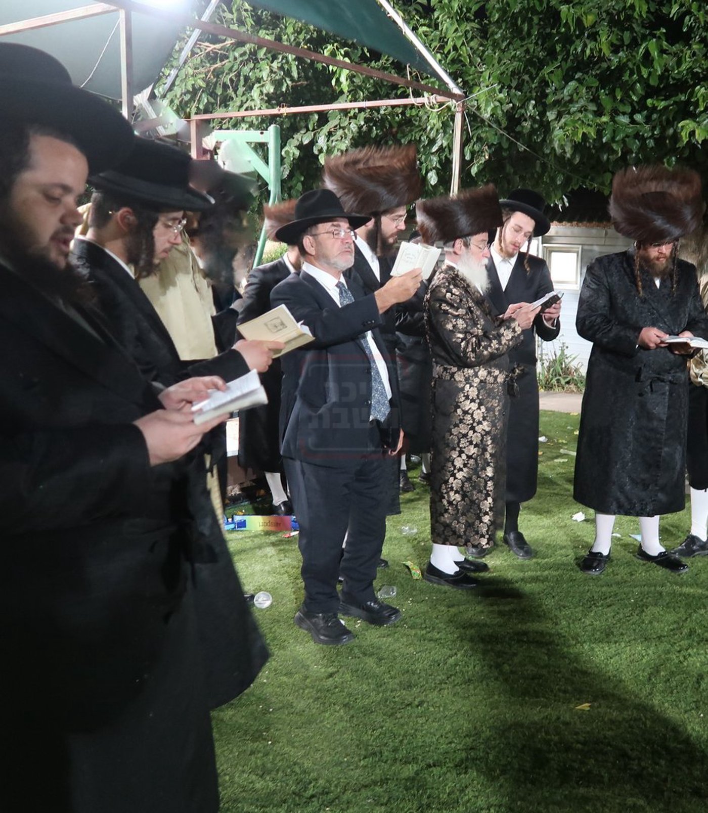האדמו"ר מספינקא ירושלים בשבת באתרא קדישא מירון 