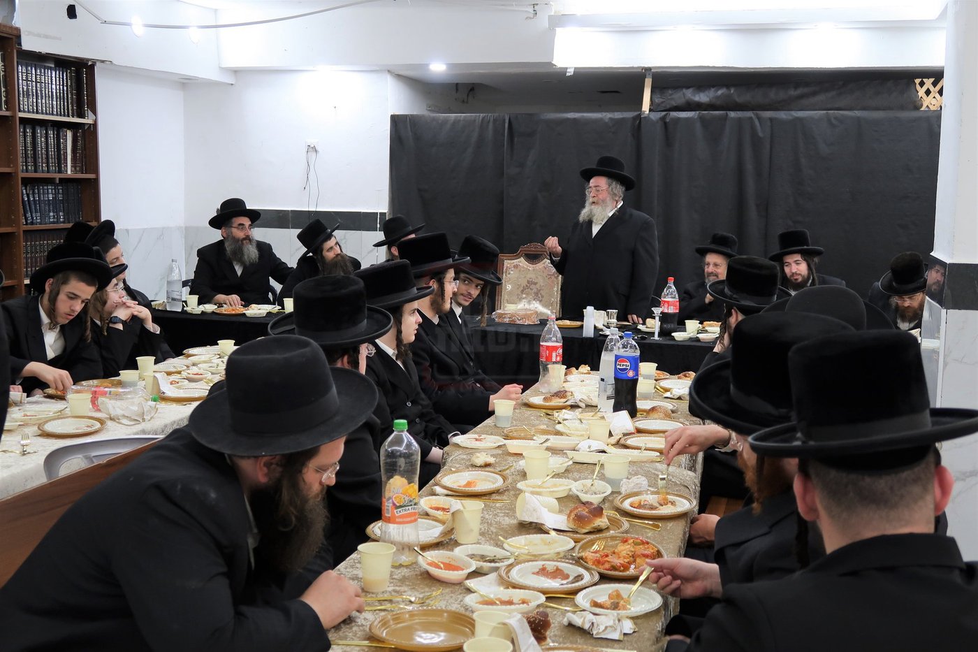 סעודת הילולת ה"אור החיים" הק' בישיבת "נועם אלימלך"