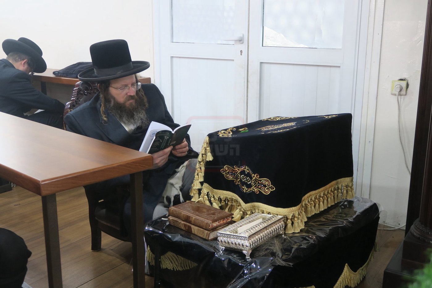 תשעה באב בחצה"ק זוטשקא ירושלים