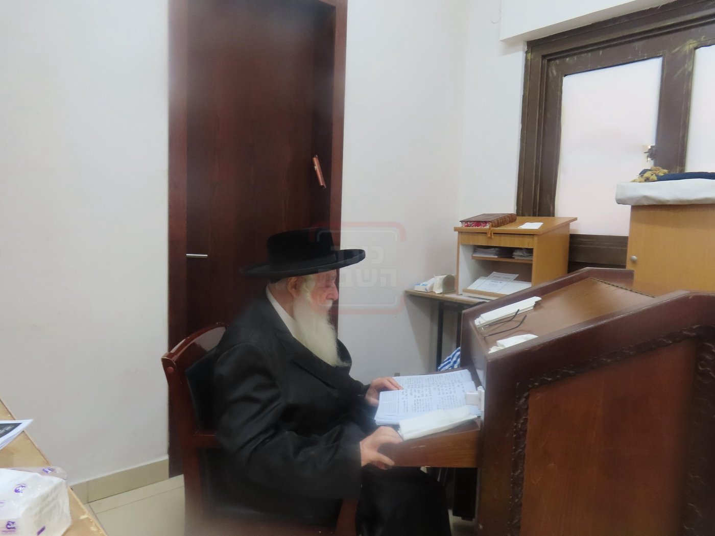 תשעה באב בחצה"ק צאנז
