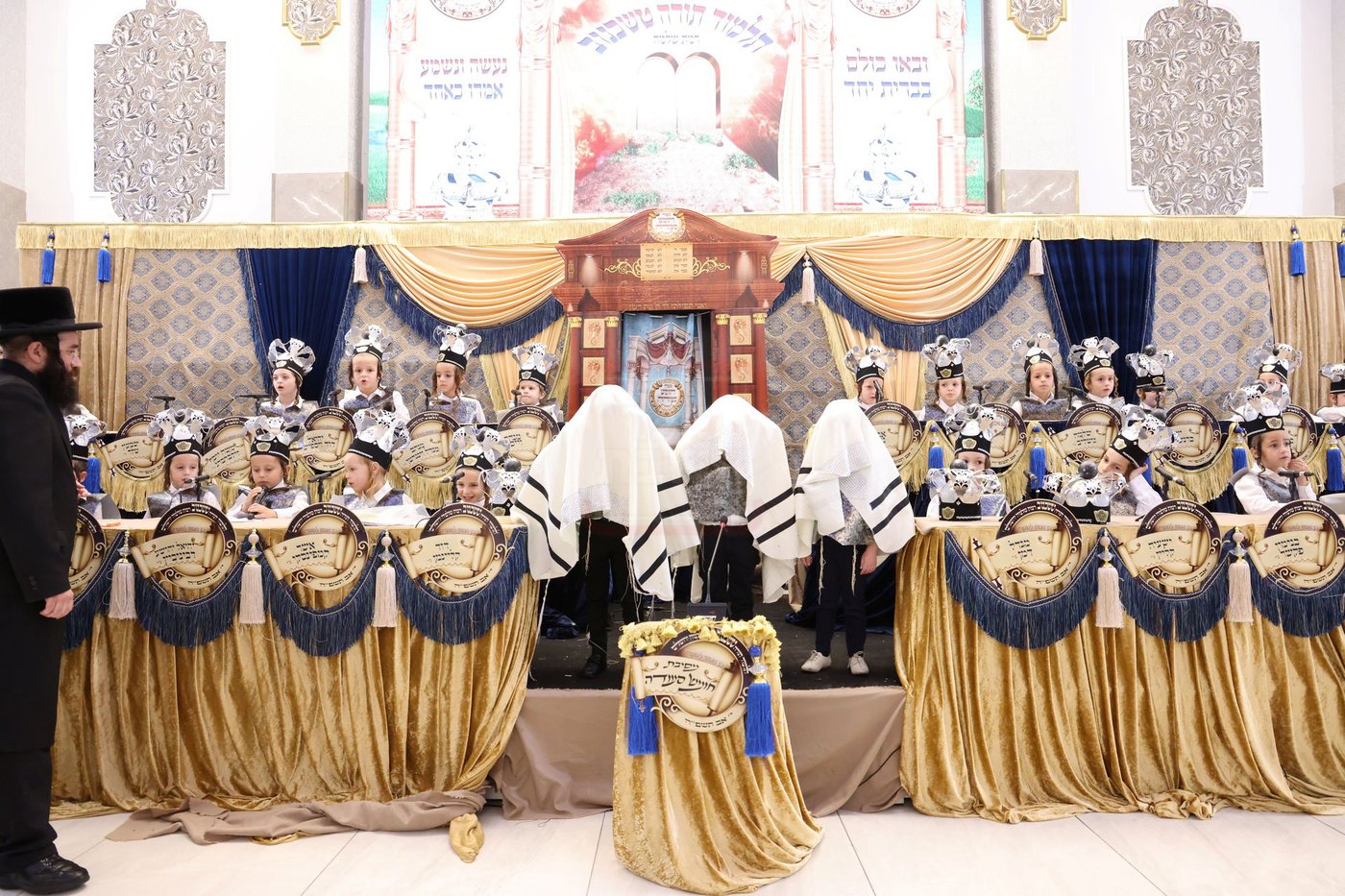 מסיבת חומש בתלמוד תורה טשכנוב