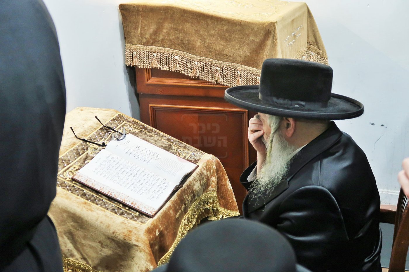 תשעה באב בחצה"ק סאטמר