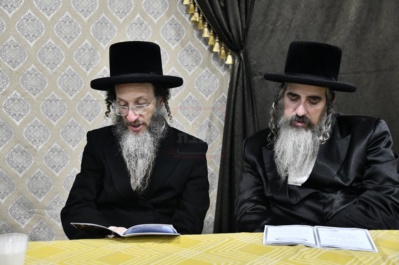 סיום חמשה חומשי תורה במכנובקא בעלזא