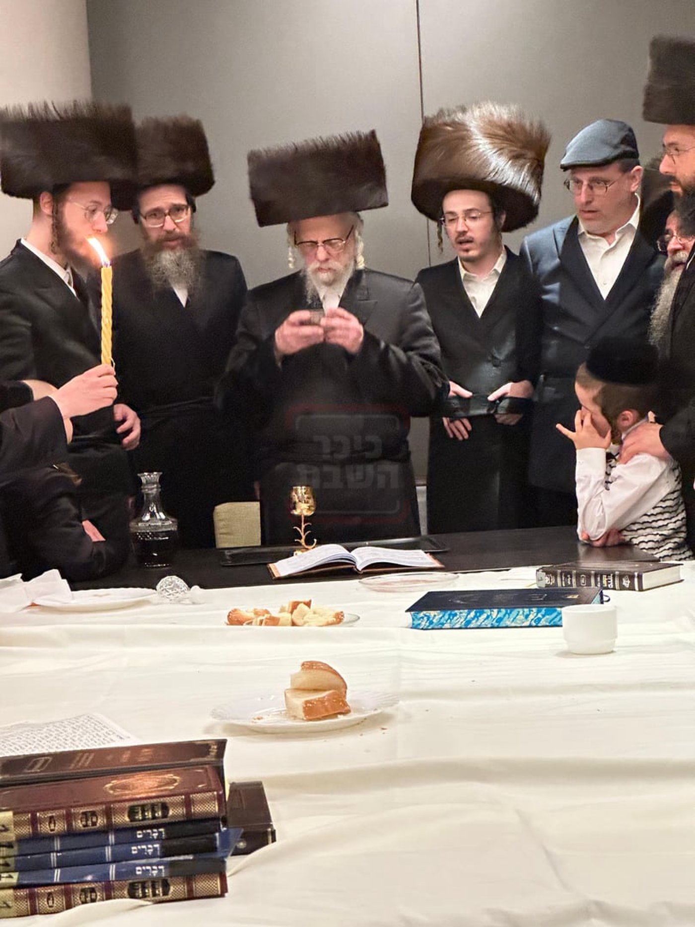 האדמו"ר מסערט ויז'ניץ בהבדלה באוסטריה