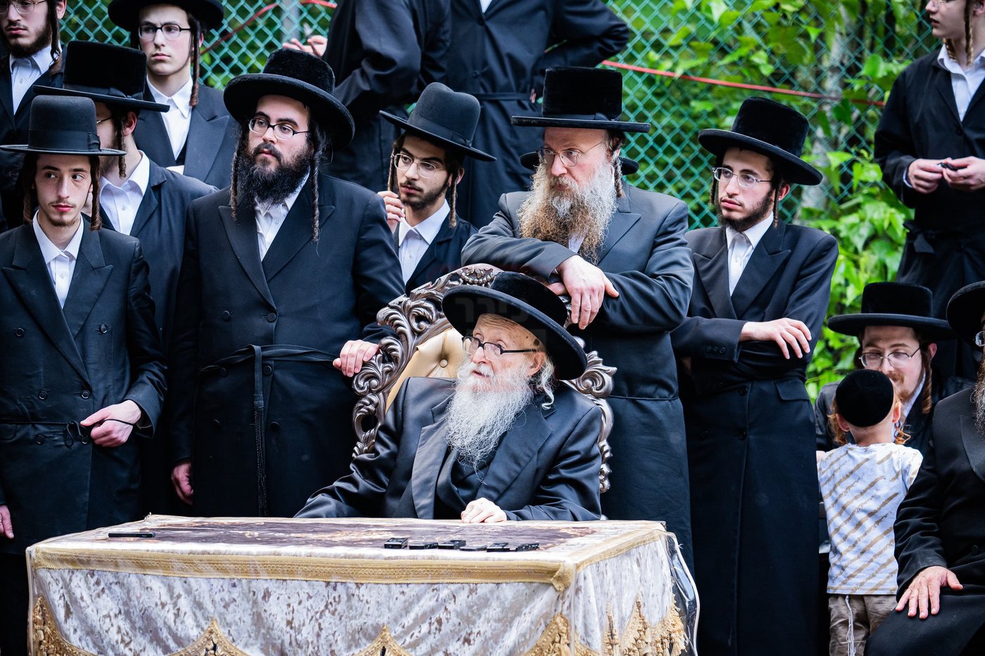 מעמד שחיטת כבש הפדיון במחנה ישיבת סערדאהעלי