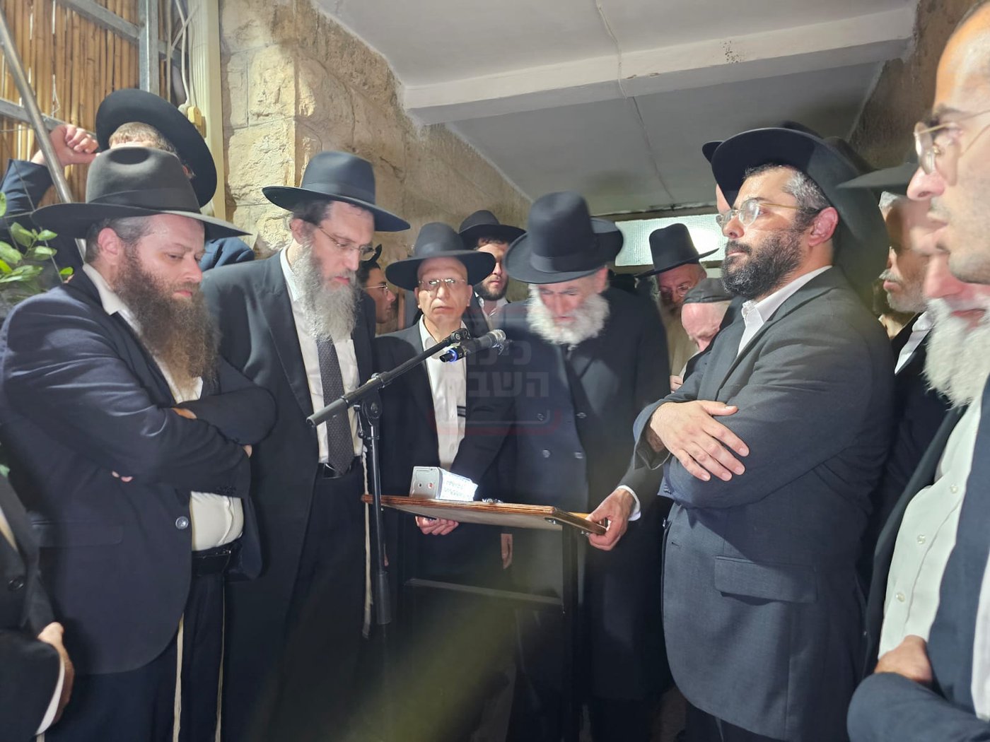 מסע הלוויית הגרב"ש דויטש זצ"ל - בירושלים