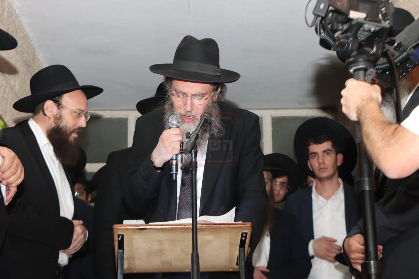 מסע הלוויית הגרב"ש דויטש זצ"ל - בירושלים