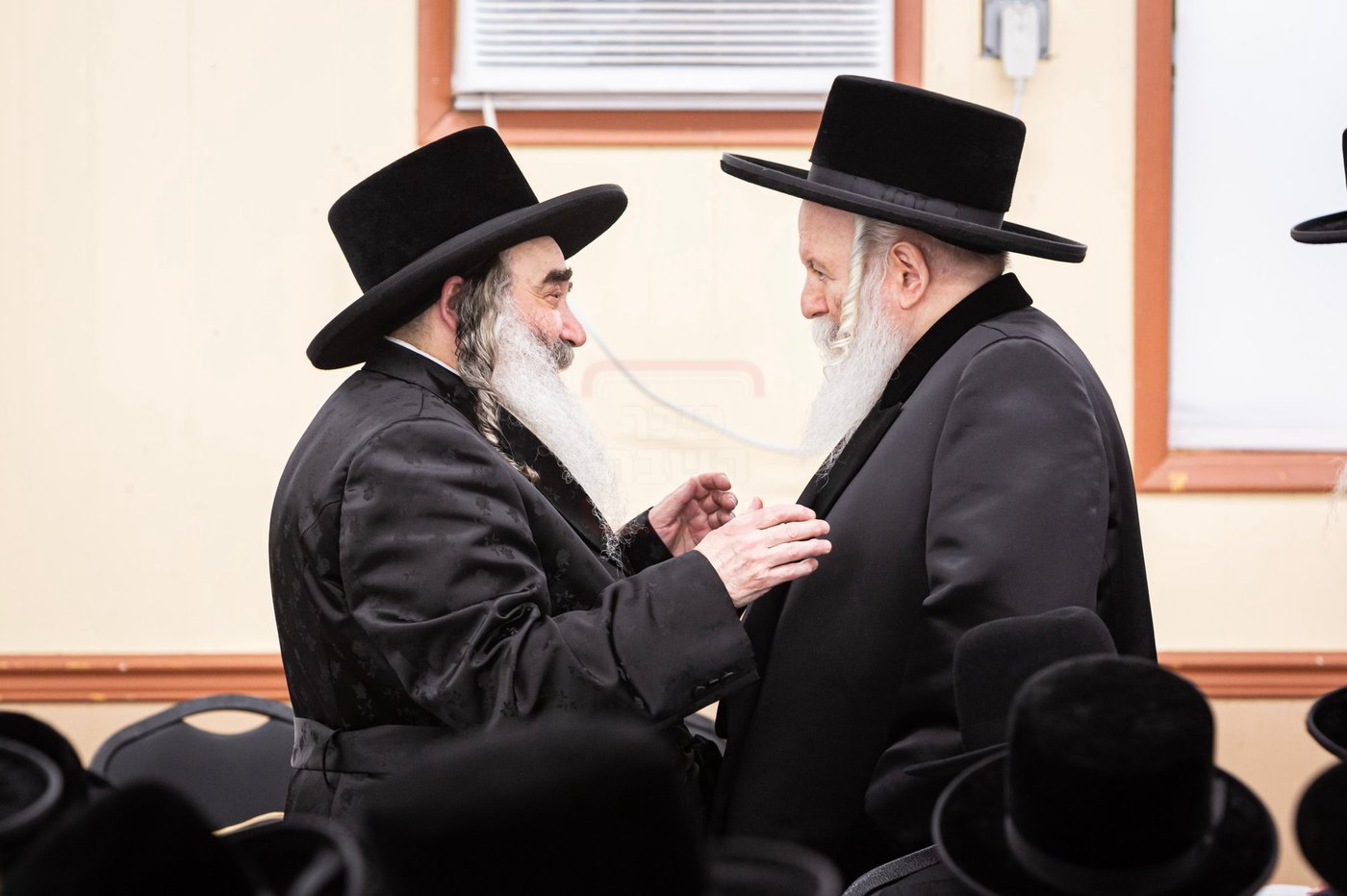 האדמו"ר מבאבוב בביקור במחנה שלווה בקאנטרי